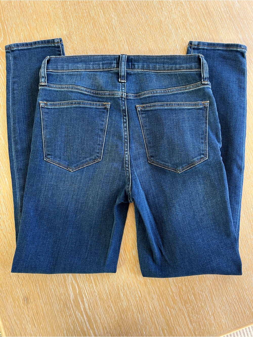 J.Crew 9" Mid-Rise Skinny Jeans Signature Stretch - 26 - Picture 5 of 8